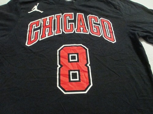 Chicago Bulls T-Shirt - Picture 2 of 4