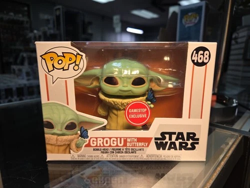 Funko Pop! Vinyl: Star Wars Grogu with Butterfly (Exclusive) #468 Box Damage