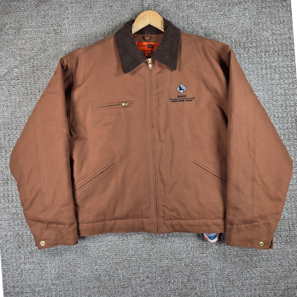 Chaqueta de Trabajo Corner Stone by Port Authority Para Hombres Estilo Detroit Marrón Forrada con Edredón Foto 2 de 4