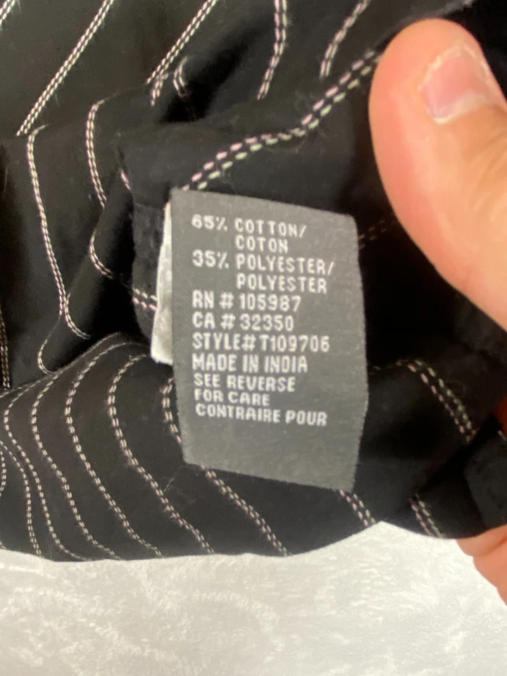 Quicksilver Men's Long Sleeve Button Up Black Pinstripe 2XL Big and Tall - Image 4 of 4