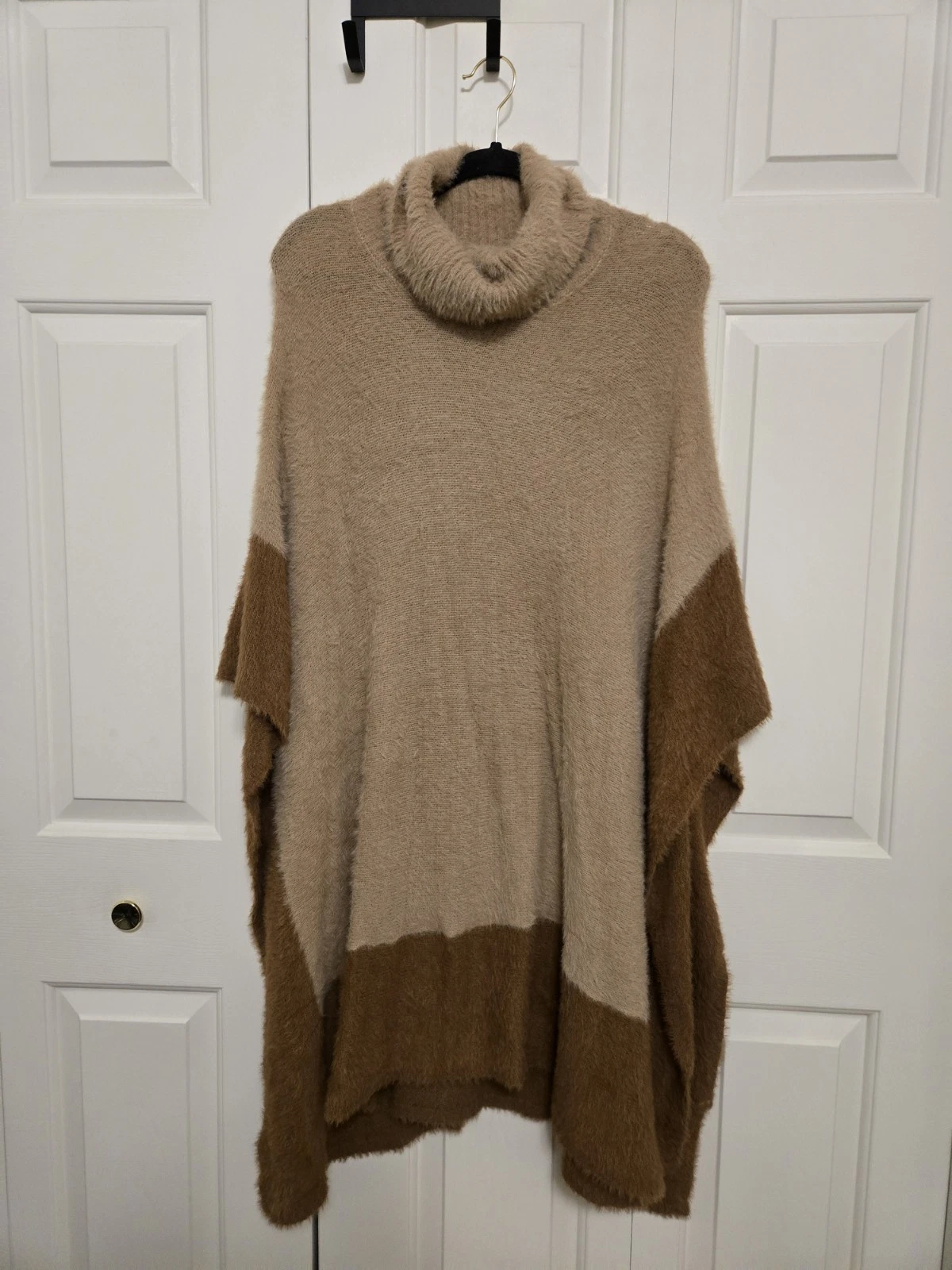 Anthropologie Flat White Oversized Tan And Brown Soft Fuzzy Turtleneck Poncho