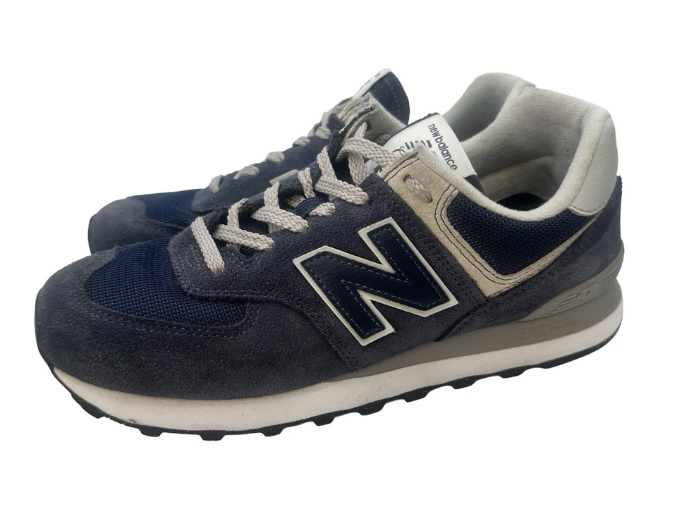 New Balance 574, photo 1 of 5