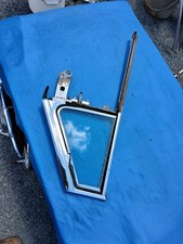 1953 1954 Chevrolet Pontiac Hardtop Vent Window Assembly