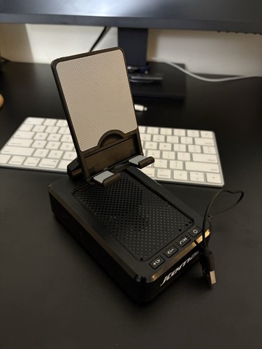 Tragbarer Telefonständer mit kabellosem Bluetooth Lautsprecher