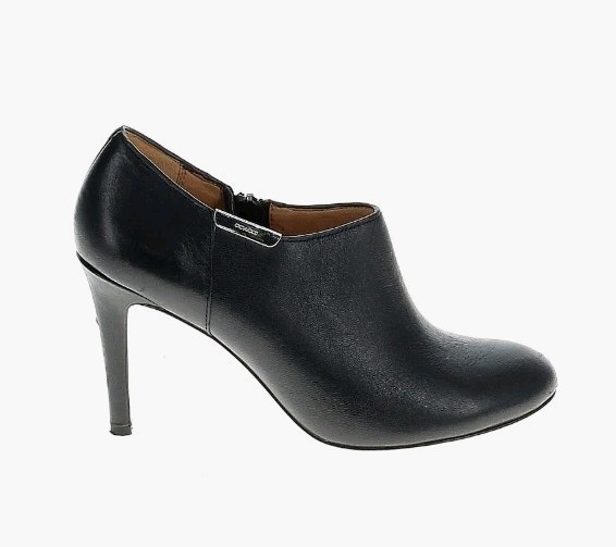 Coach Seneca Glazed Black Leather Shoes Ankle Booties  Size 6.5