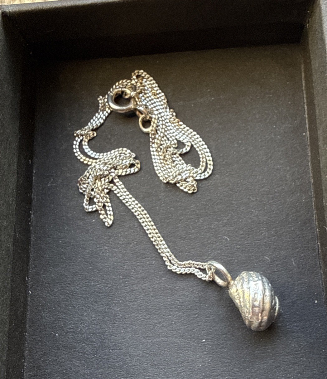 Solid Silver Sea Shell delicate Pendant Necklace - image 1
