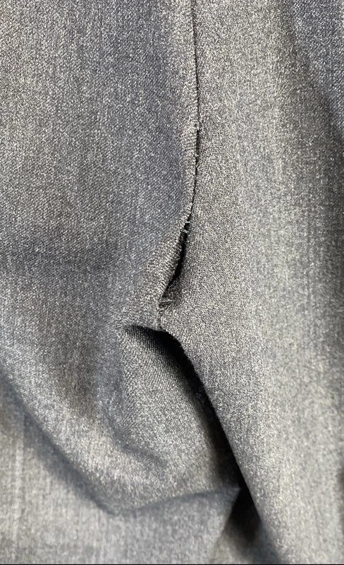 Женские серые шерстяные брюки Prada размер 42 - Изображение 4 из 4