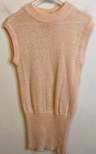 Vintage LIZ CLAIBORNE Peach Sleeveless Knit Sweater Hong Kong Cottagecore MEDIUM