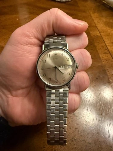 Timex Marlin Day Date 1970s Vintage Watch Manual Wind FREE SHIPPING