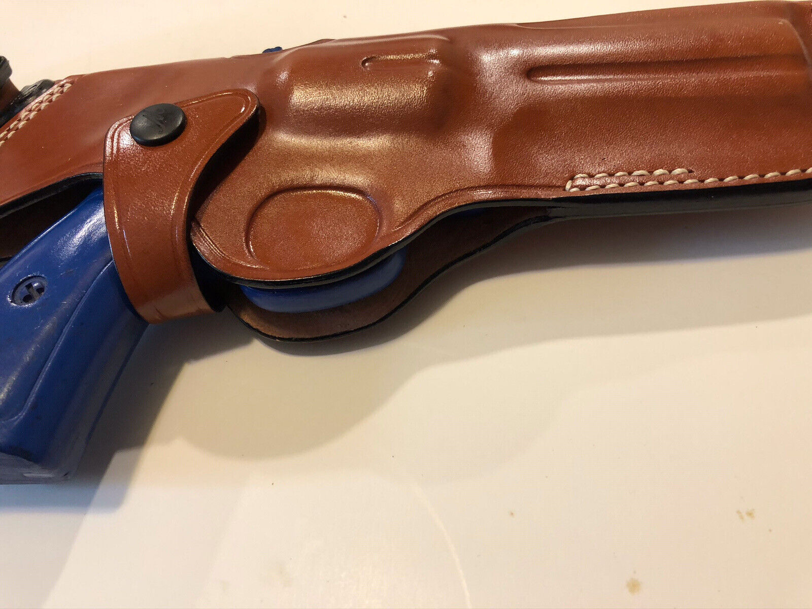 Picture 5 of 24