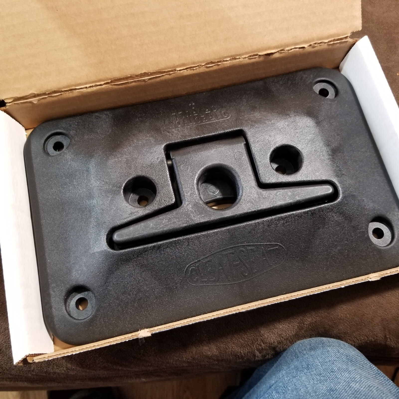 NEW The Cleat Seat CIPA Retractable Dock Cleat Black CS100 eBay