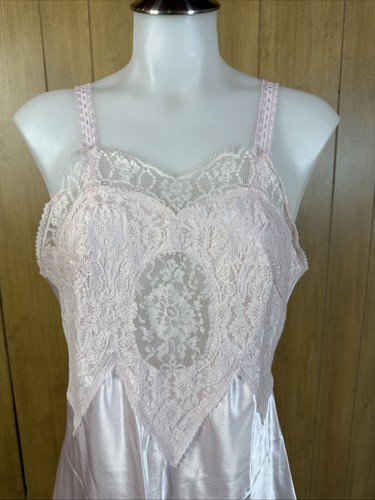 Vintage Samye Nightie Womens Size M Light Pink Nightgown Made USA - Picture 2 of 11