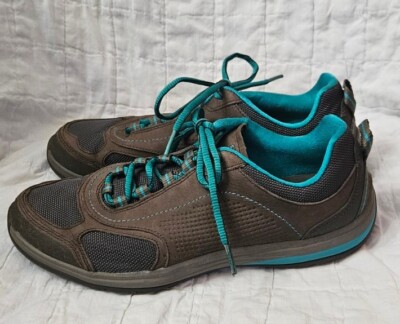 CLARKS OUTDOOR ROCK Brown and Teal Nubuck Suede Walking