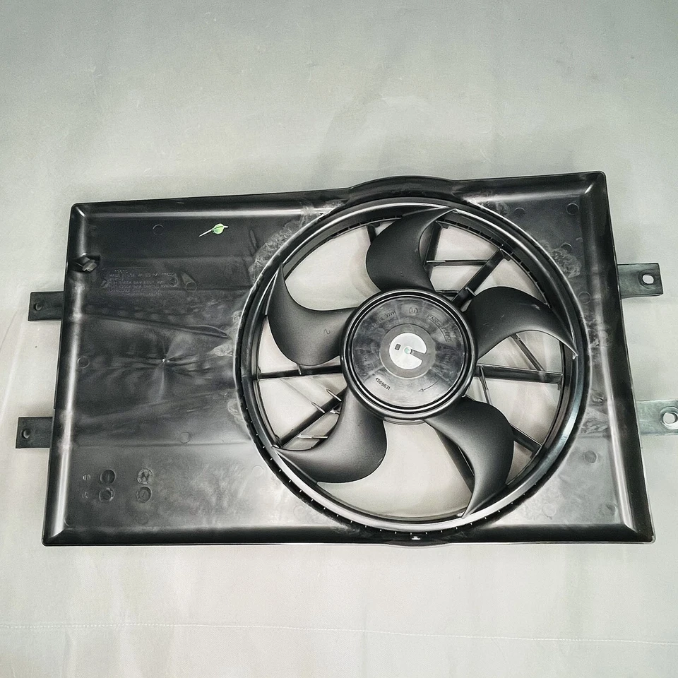Conjunto de ventilador de refrigeración de motor original original para 05 06 07 Chrysler 300 3,5 L 5278537AA Foto 4 de 4