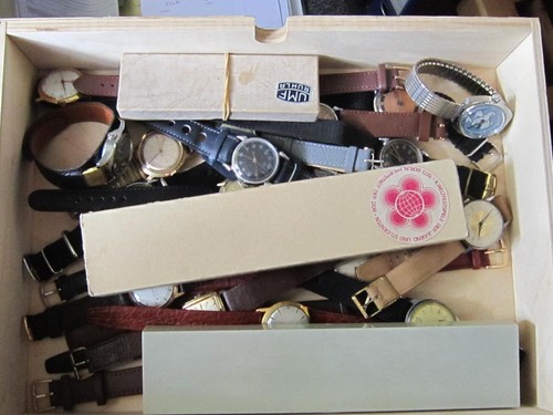 Plastikuhr Ruhla Weltfestspiele 1973 original Box funktioniert gut DDR Armband - Bild 5 von 5