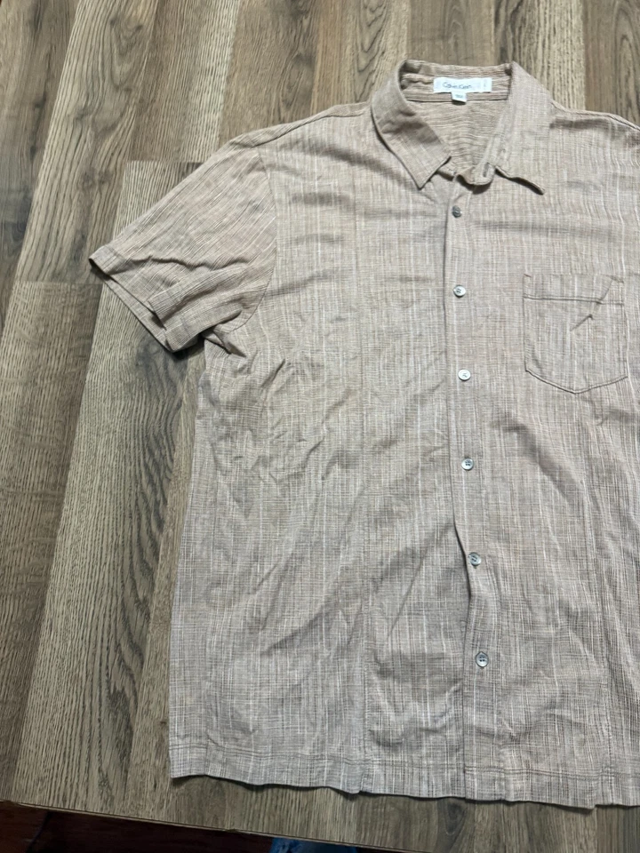 Calvin Klein Shirt, Men's Size Large, Brown, Short Sleeve, Button Up Shirt - Image 3 of 4