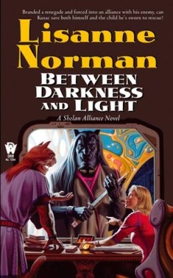 Between Darkness and Light (Sholan Alliance) - Mass Market Paperback - GOOD