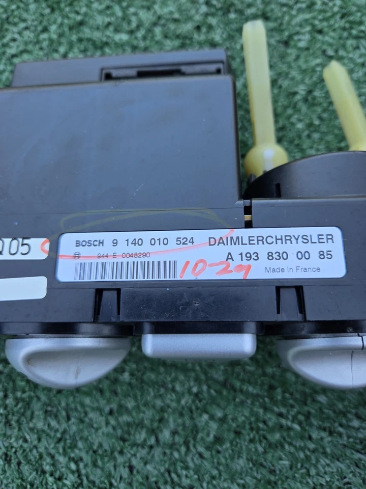 2004 -2008 Chrysler Crossfire aquecedor CA controle climático temperatura fabricante de equipamento original 04-08 - Imagem 4 de 4