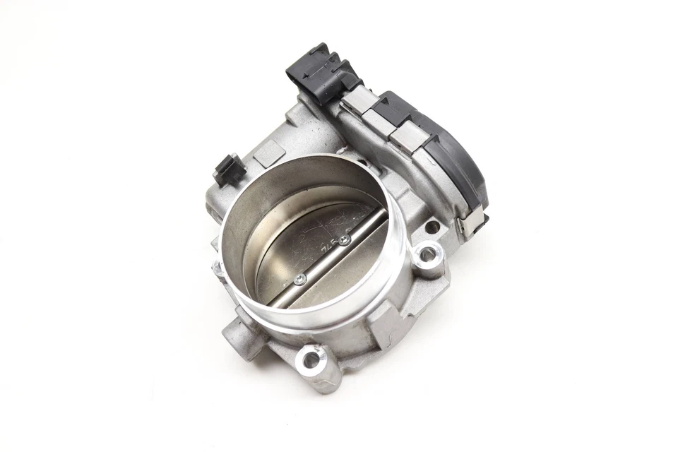 Mercedes-Benz GLK350 2012-2015 - carrocería del acelerador 2761410125 Foto 2 de 4