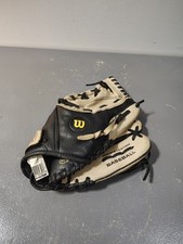 WILSON 11" A2451 Custom Fit Genuine Leather RHT Youth Baseball Glove MLB