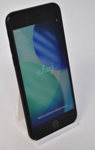 Apple iPhone SE (2020), A2296, schwarz, 128GB, Grade C, entsperrt