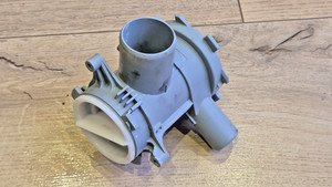 Beko Waschmaschine WTK94121W Teile ABLAUFPUMPENGEHÄUSE