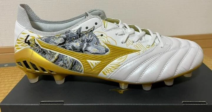 MIZUNO Morelia Neo Ⅲ Sr4 Japan Sergio lamos model US 9 / 27cm