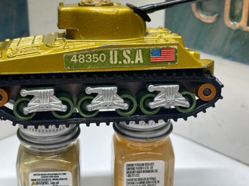Vintage 1974 Lesney Matchbox Battle Kings K101 Army Sherman Tank (TRACKS ONLY) - Picture 2 of 3