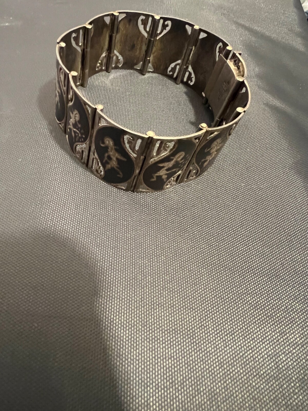 Picture 2 of 3