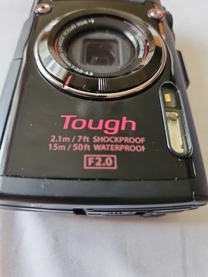 Cámara digital Olympus Tough TG-4 16,0 MP GPS Wi-Fi a prueba de agua/golpes - negra Foto 4 de 4