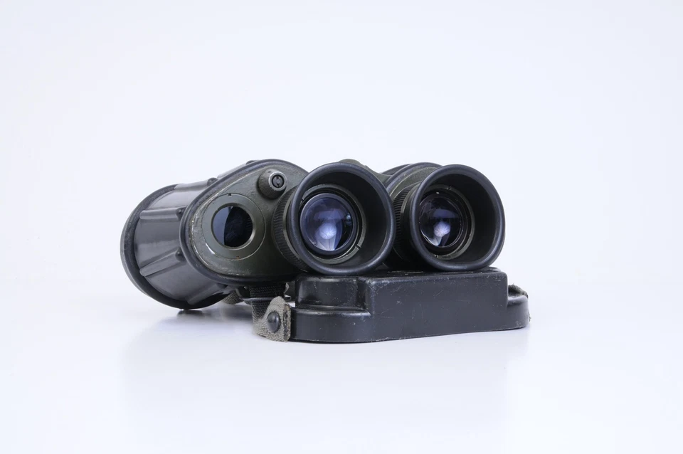 Carl Zeiss Jena 7x40 NVA Dienstglas „Strichplatte" (Top!) FOTO JESCHNER KASSEL - Bild 1 von 4