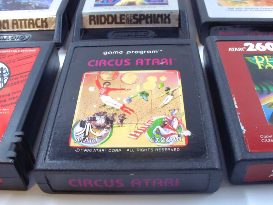 Lote de 8 carros Atari 2600 para evasores de impuestos excavados halcón desierto demonio PROBADOS solamente Foto 3 de 4