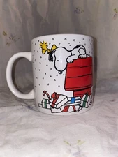 Zrike Brands Peanuts Snoopy HOLIDAY Christmas Coffee Mug 20 oz