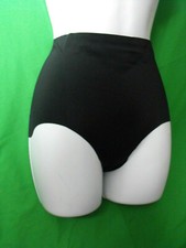 NEW WACOAL WE121005 BLACK BEYOND NAKED SHAPING BRIEF PANTY M