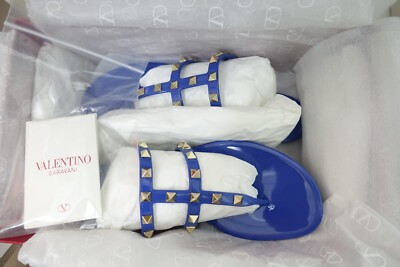 NIB $450 Valentino Rockstud Jelly Sandal PVC Sandals Thong