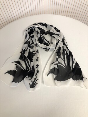 Schal Seidentuch Blumen weiß und schwarz neu Geschenk für Damen FO379