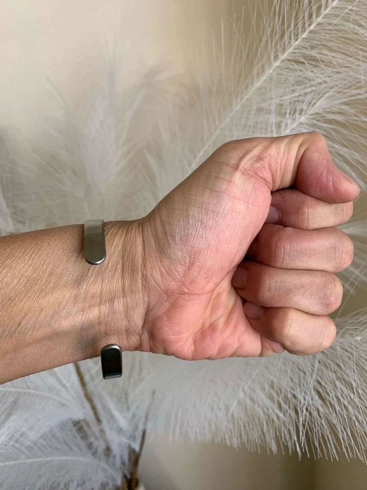 华丽钛磁性手链平衡能量关节炎疼痛男式高尔夫 — 第 4/4 张图片