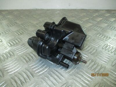2019 BMW G30 520D B47D20B. Vacuum Chamber & Solenoid Valve 8581292 10K