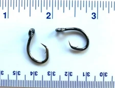1000 GT 4X strength L2004 Inline Black Nickel Circle  Hooks size 2 