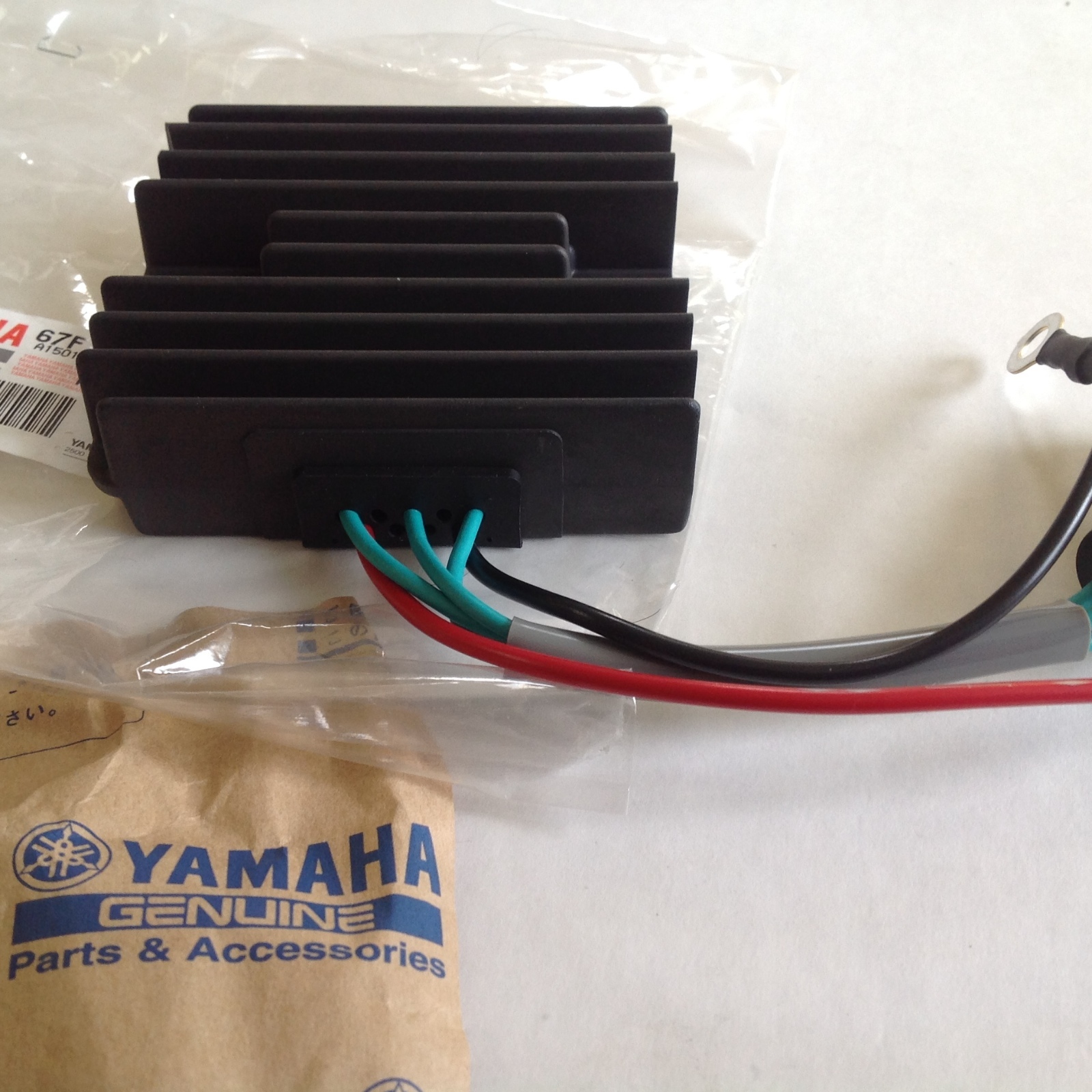 Regulador De Voltaje Del Rectificador 4kb8196002 4kb-81960-0