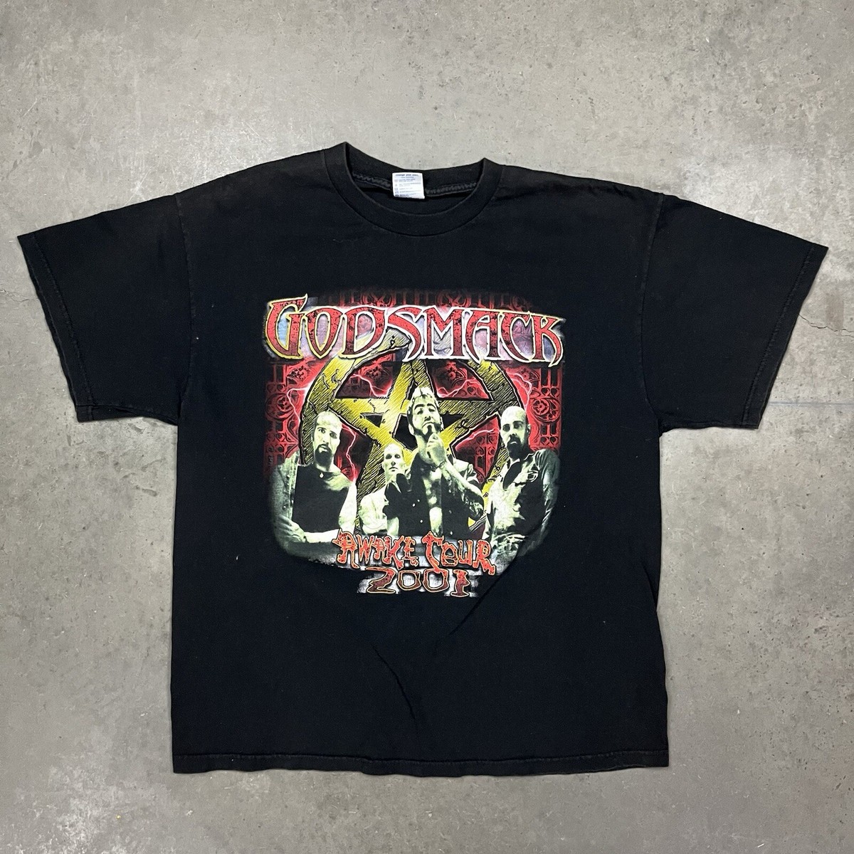Vintage Y2K Godsmack Deftones Metal Band Graphic T Shirt