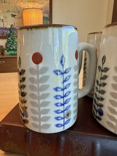 Set quattro tazze vintage in gres maculato design foglia anni 70 manico 5” tazze - Foto 2 di 10
