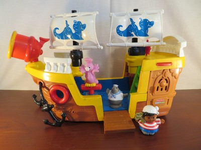 little people pirate ship