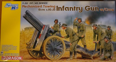 15cm SIG 33 w/ Crew 1/35 Dragon Smart Kit
