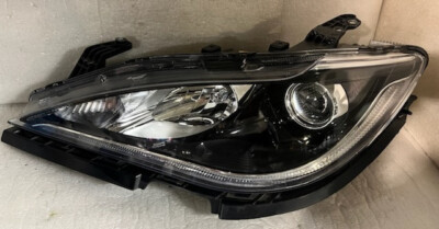 2017-2020 Chrysler Pacifica Driver Left HID Headlight 68228949AH  