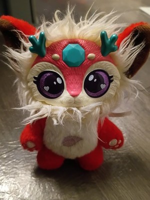 Magic Mixies Magical Misting Pet Plush Doll Color Surprise Deer Red Pink Rein