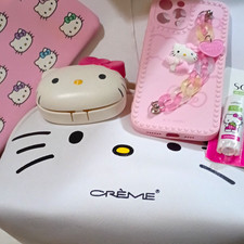 Hello Kitty Package Deal   Makeup Bag Pouch W...