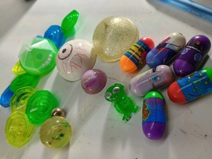 6 Mighty Beanz Spin Tops Smile Alien Bounce Ball Eye Ball Gold Dome Grab Bag Etc