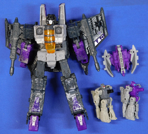 TRANSFORMERS SIEGE SKYWARP PHANTOMSTRIKE SQUADRON WAR FOR CYBERTRON SET - Picture 3 of 6
