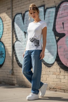 Max Azria  Tee Top Womens 6 White Butterfly  Basic Layer Casual Y2K